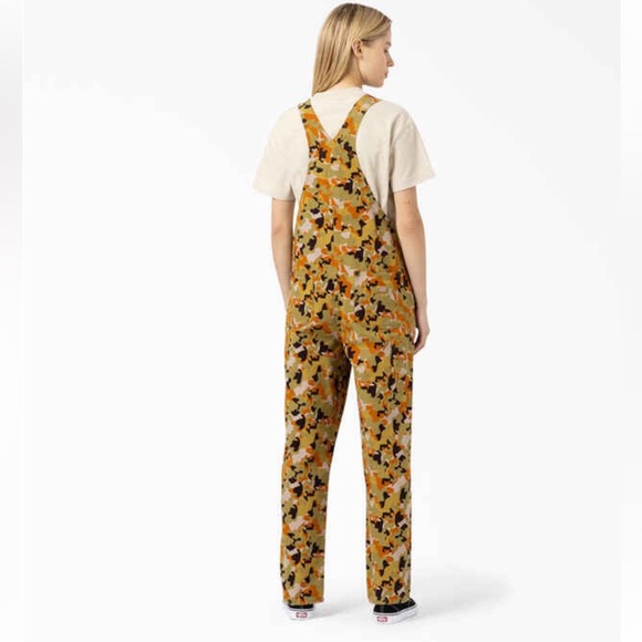 Dickies The Artondale Camo Print Duck Bib Overalls Green Orange Size Small NWT - Picture 4 of 13